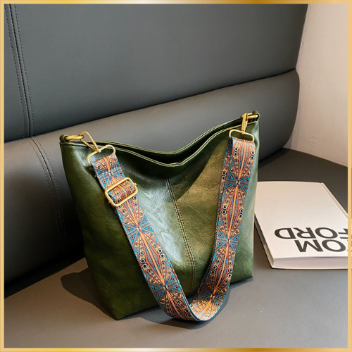 Retro Shoulder Bag