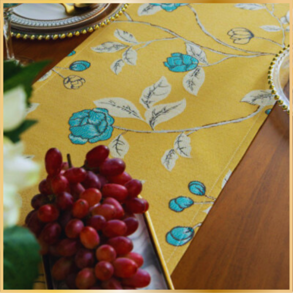 Classic Table Runner