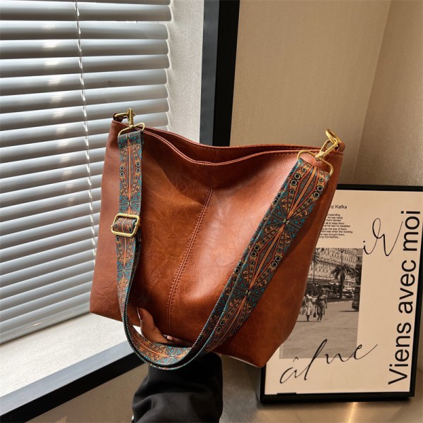 Retro Shoulder Bag Faux Leather