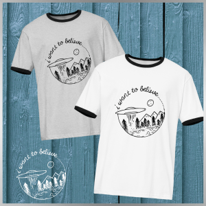 T-shirt with UFO Print